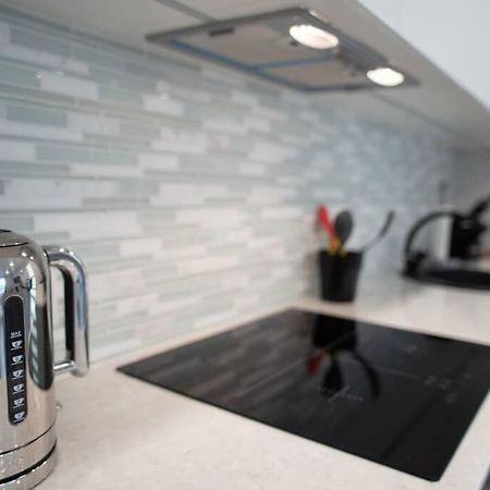 Luxurious Oak Park Apartment By Polo Apartments Kaunas Exterior photo